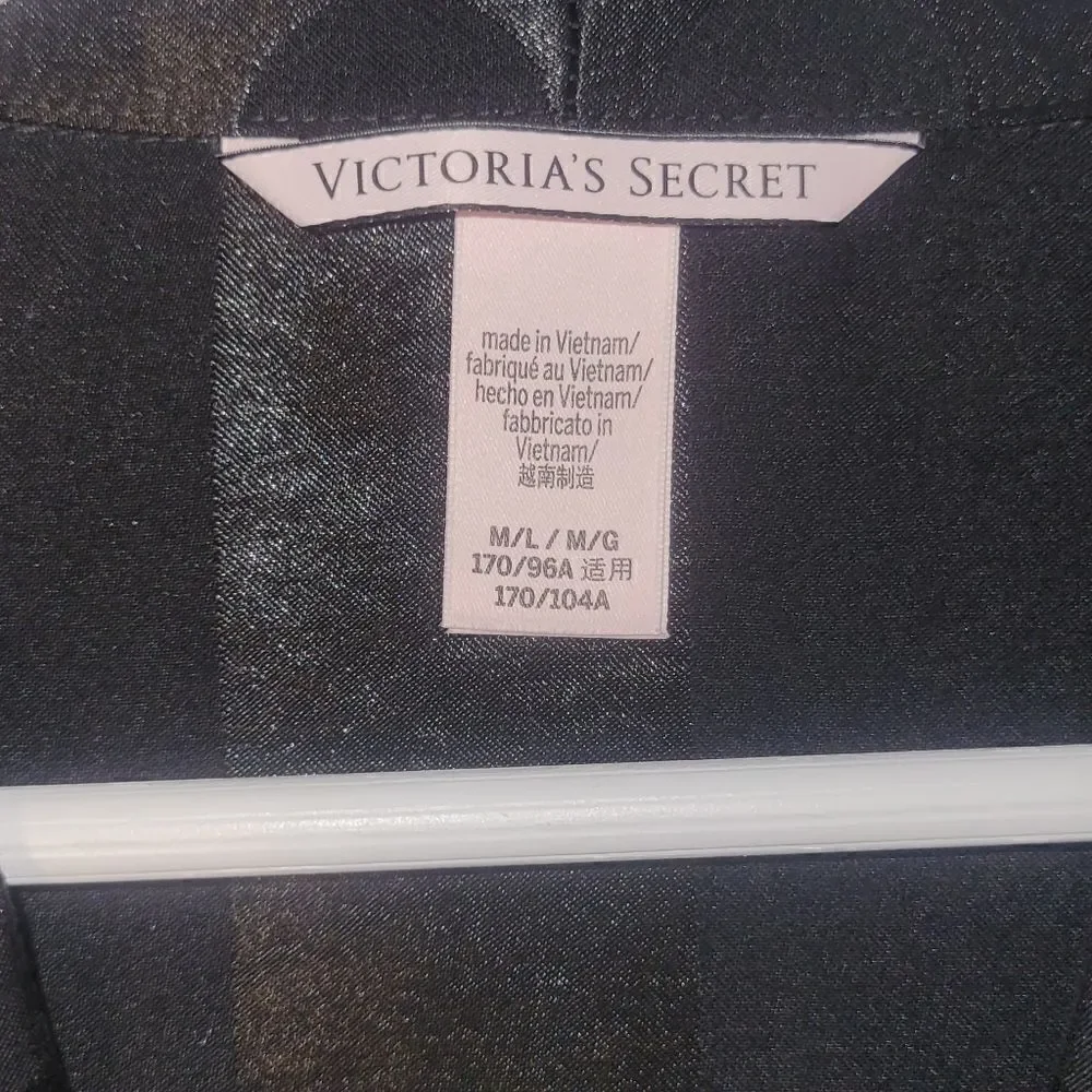 NWOT Victorias Secret Kimono Wrap Robe Black Satin Stripe Polka Dot Medium/Large